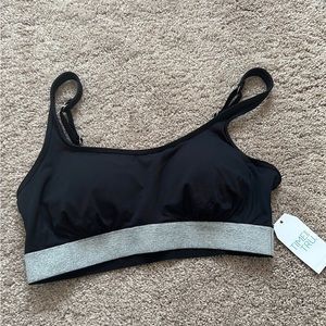 NWT Swimsuit bikini top size Medium time & tru